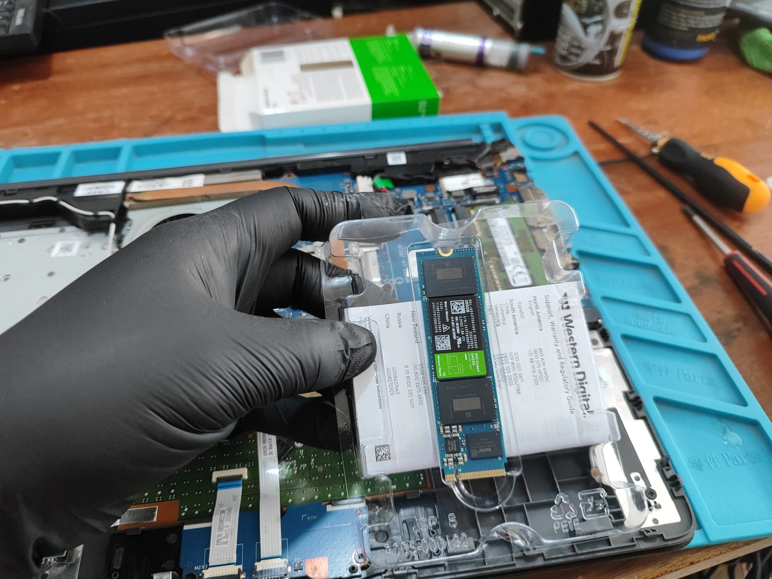 Instalación de la nueva unidad SSD.